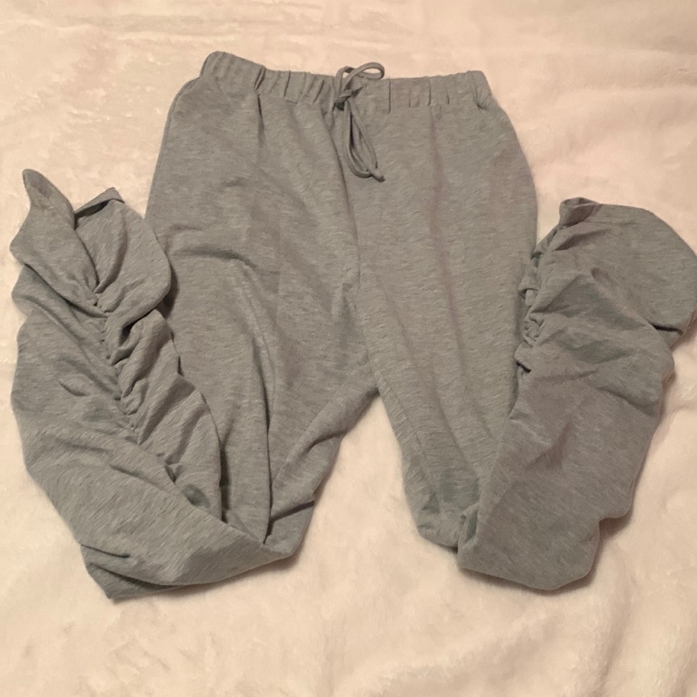 Gray comfortable stretch sweats
